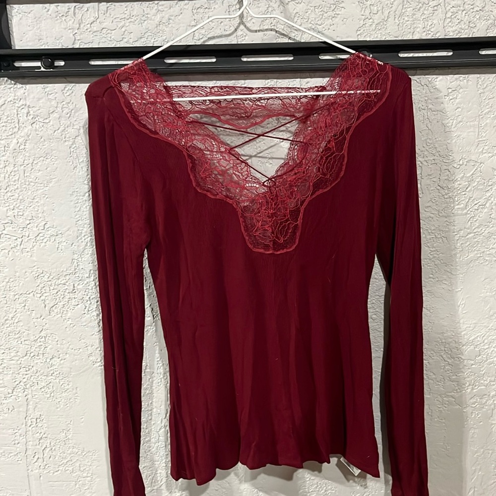 Jessica Simpson long sleeve shirt with lace and string detail size small